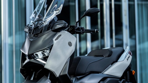 2025 XMAX 125 Tech MAX