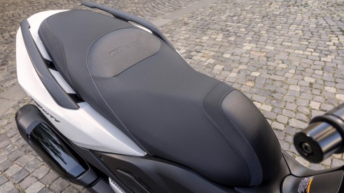 2026 Tricity 300 / Airbag