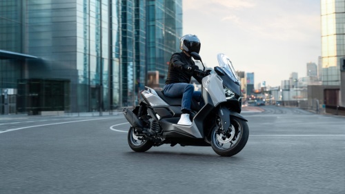 2025 XMAX 125 Tech MAX+