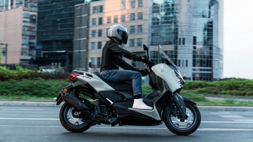 2025 XMAX 125 Tech MAX+