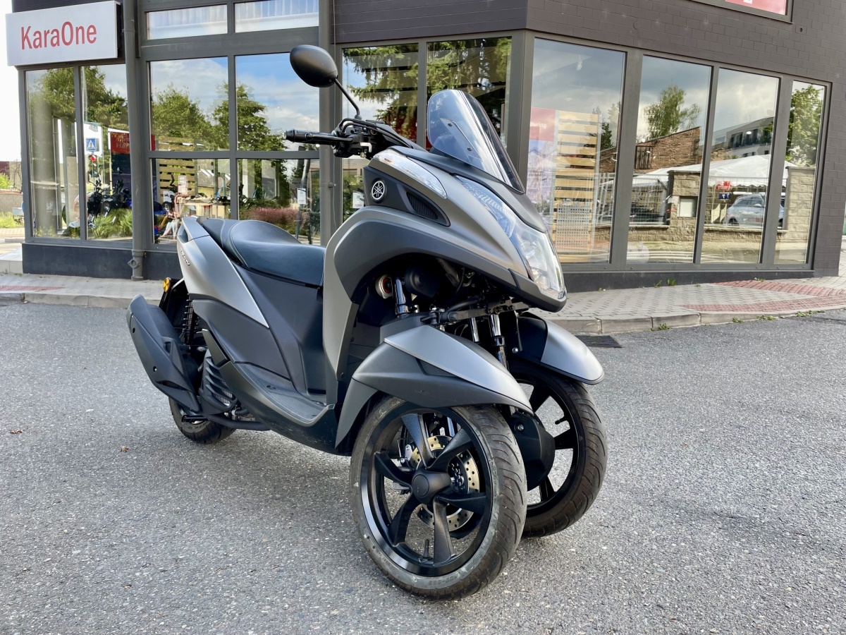 Tricity 125
