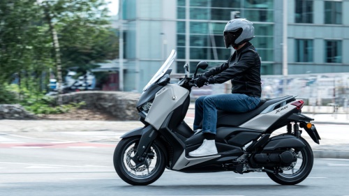 2025 XMAX 125 Tech MAX