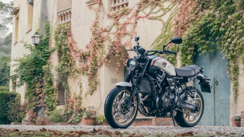 2022 XSR700 XTribute