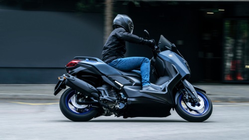 2023 XMAX 125