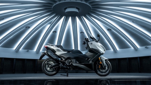 2025 TMAX Tech MAX
