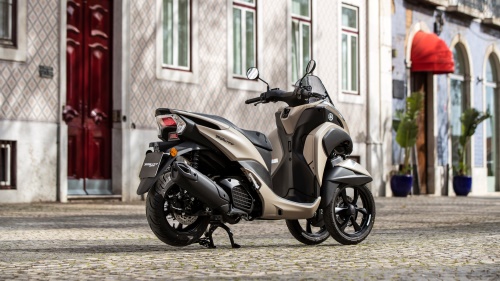 Tricity 125
