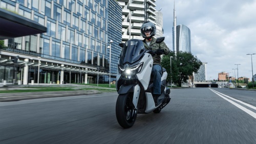 2025 NMAX 125 Tech MAX