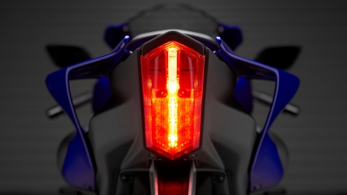 2023 R7