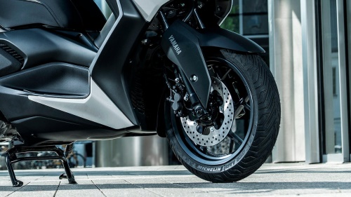 2026 XMAX 300 Tech MAX