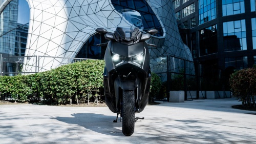 2025 XMAX 125