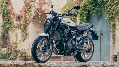 2023 XSR700 Legacy