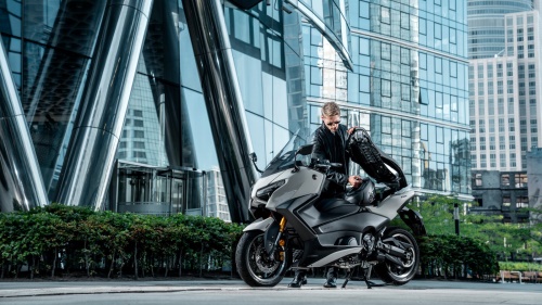 2025 TMAX Tech MAX