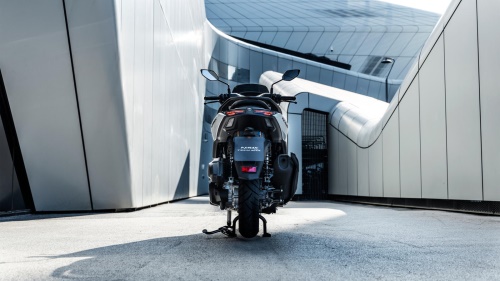 2025 NMAX 125 Tech MAX