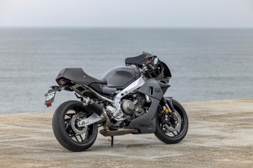 XSR900 GP · Racer Pack v hodnotě 70 000 Kč a 3letá záruka