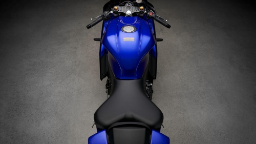 2023 R7