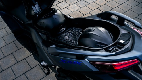 2023 XMAX 125
