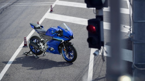 2025 R125