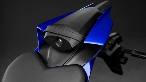 2023 R7