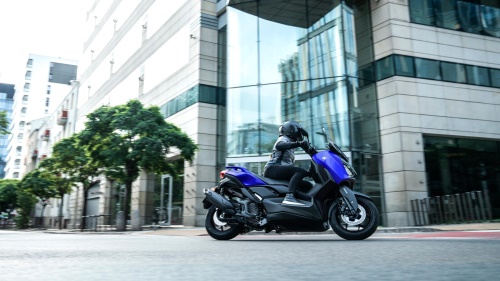 2026 XMAX 125