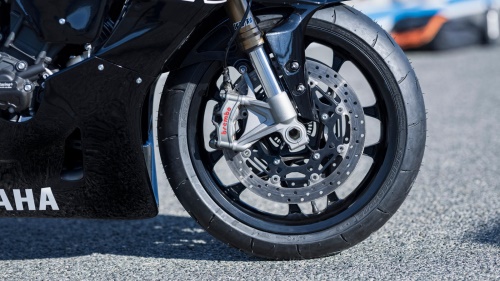 2025 R1 GYTR