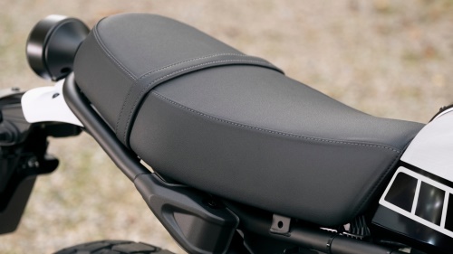2023 XSR700 Legacy