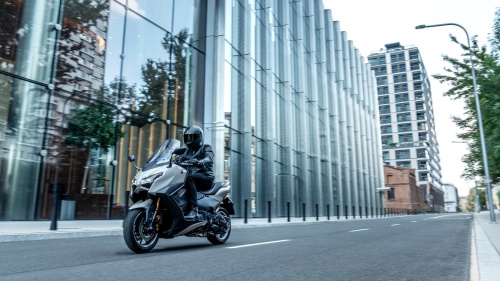 2025 TMAX Tech MAX