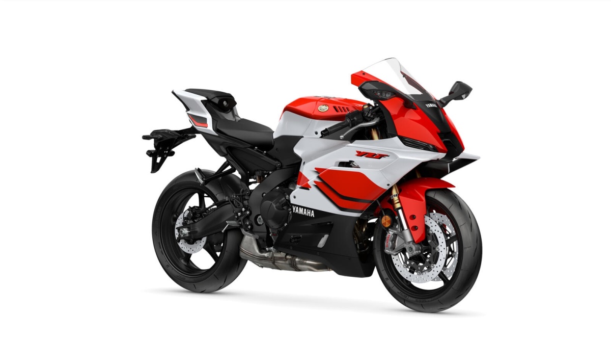 2026 R9 70th Anniversary · Bonus až 35 000 Kč · 5letá záruka