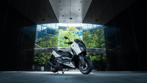 2025 XMAX 125 Tech MAX+