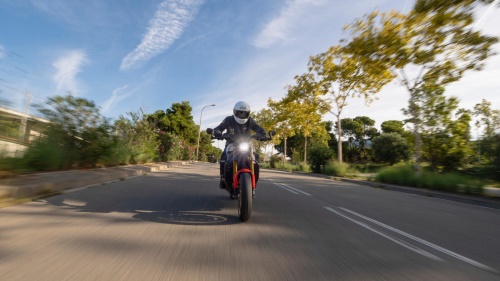 2025 XSR900