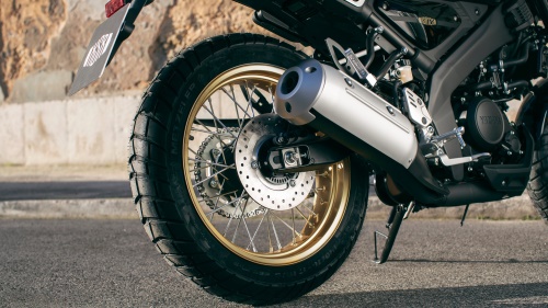 2023 XSR125 Legacy