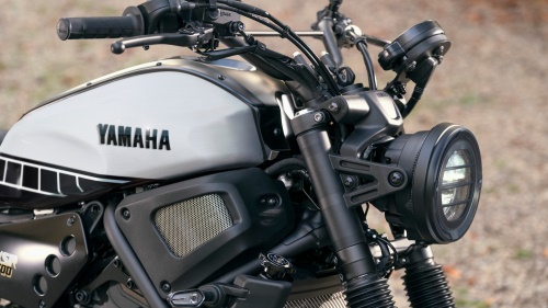 2023 XSR700 Legacy