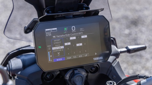 2025 TRACER 9