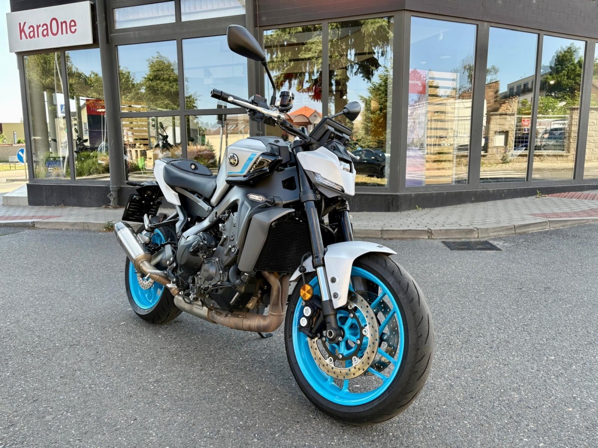MT-09