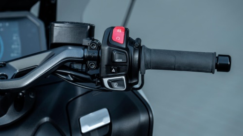 2025 TMAX Tech MAX