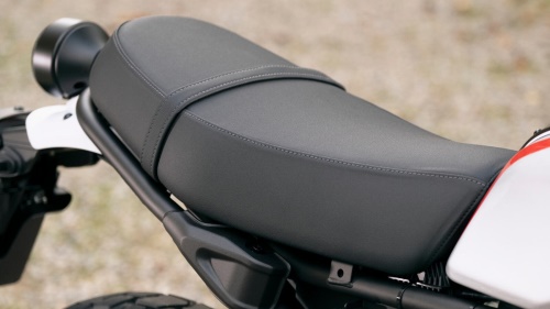 2022 XSR700 XTribute
