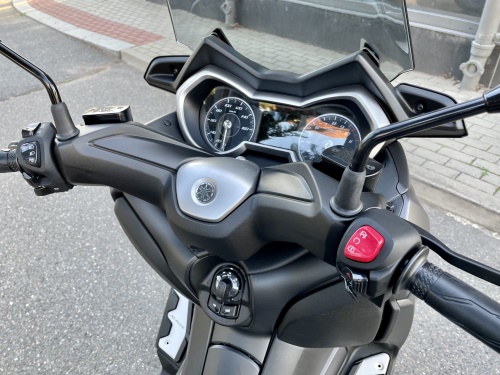 XMAX 125