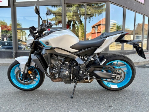 MT-09