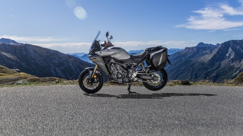 2025 TRACER 9 GT Y-AMT
