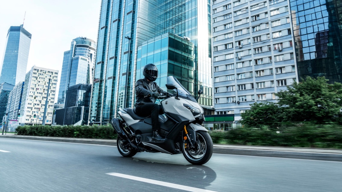 2025 TMAX Tech MAX