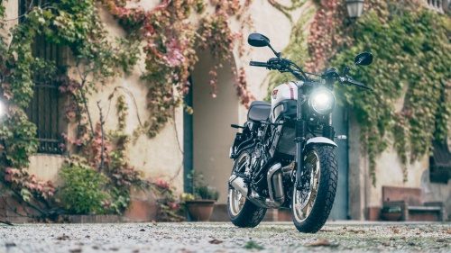 2022 XSR700 XTribute