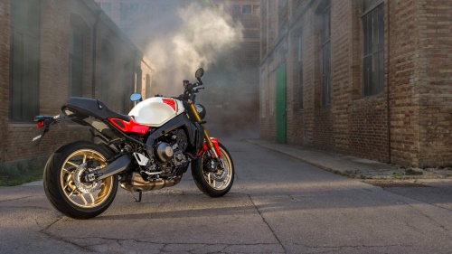 2025 XSR900
