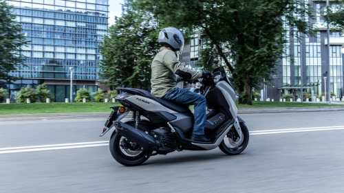 2025 NMAX 125 Tech MAX