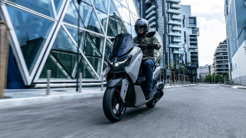 2025 NMAX 125 Tech MAX