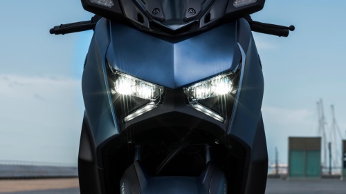 2023  XMAX 300