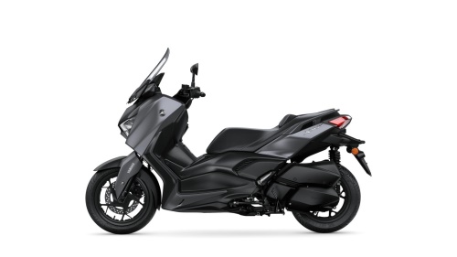 XMAX 300 · Akčních 15 000 Kč na příslušenství a 3letá záruka