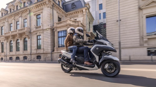 2026 Tricity 300 / Airbag