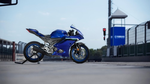 2025 R125