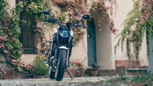 2022 XSR700 XTribute