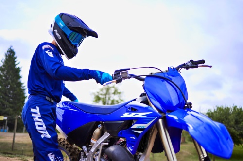 2025 YZ125