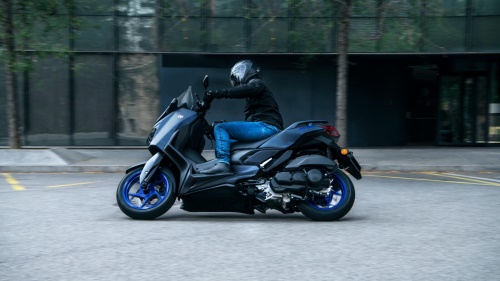 2023 XMAX 125